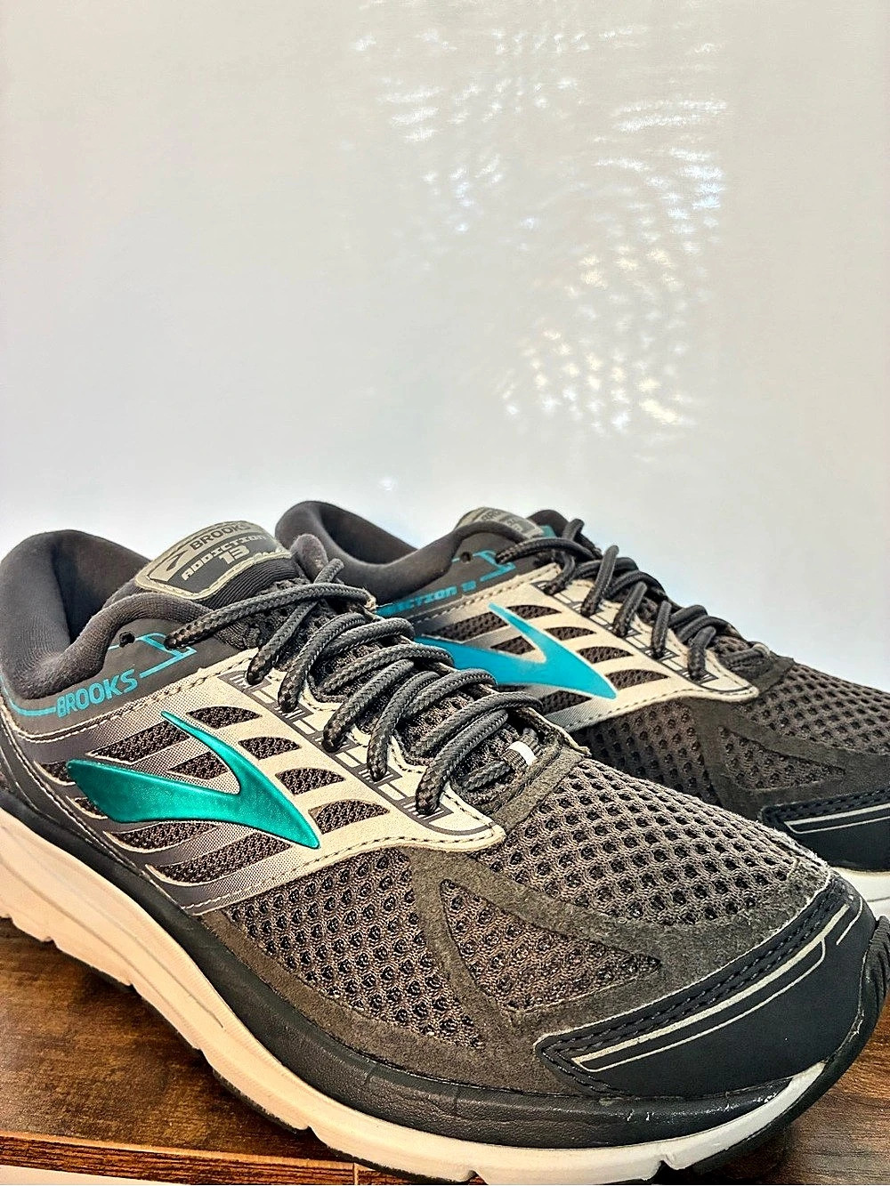 Brooks Adrenaline GTS 13 Women's Athletic Shoes Black & Blue